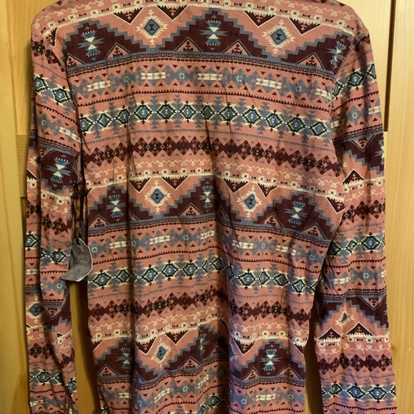 NEW! Women’s Legacy Falls Aztec Print Pullover - Picture 7 of 8